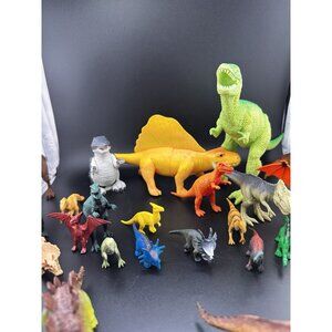 Dinosaur‎ Figure Large 31 Lot Mixed Vtg Modern T-Rex Raptor Diorama Mini Figures